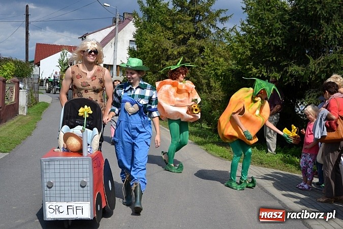 Zdjęcie w galerii na portalu naszraciborz.pl: 750 lat Roszkowa. Kolorowe dożynki i mnóstwo dobrej zabawy wiadomości z regionu