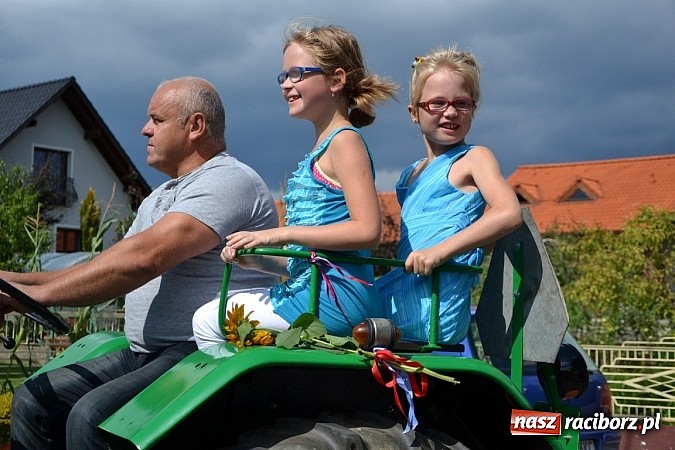 Zdjęcie w galerii na portalu naszraciborz.pl: 750 lat Roszkowa. Kolorowe dożynki i mnóstwo dobrej zabawy wiadomości z regionu