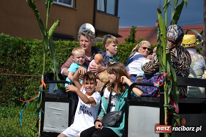 Zdjęcie w galerii na portalu naszraciborz.pl: 750 lat Roszkowa. Kolorowe dożynki i mnóstwo dobrej zabawy wiadomości z regionu
