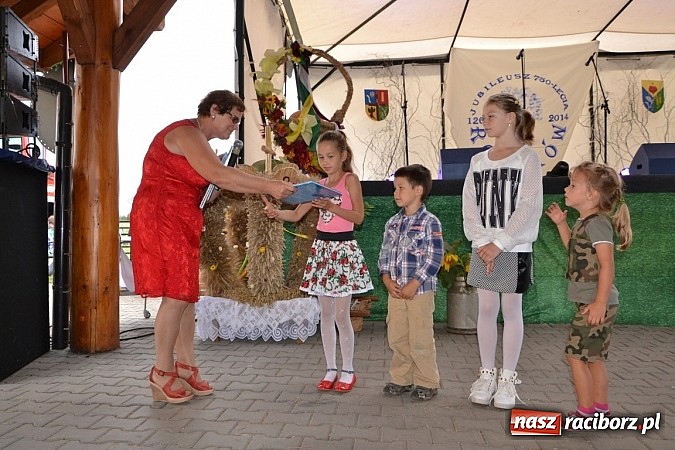 Zdjęcie w galerii na portalu naszraciborz.pl: 750 lat Roszkowa. Kolorowe dożynki i mnóstwo dobrej zabawy wiadomości z regionu