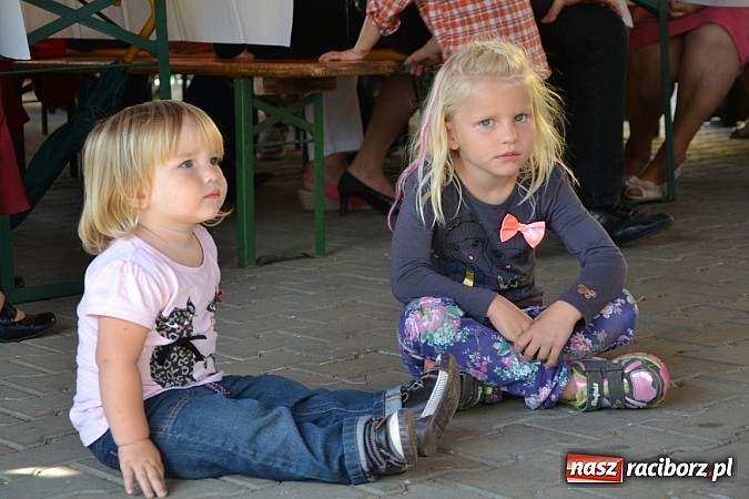 Zdjęcie w galerii na portalu naszraciborz.pl: 750 lat Roszkowa. Kolorowe dożynki i mnóstwo dobrej zabawy wiadomości z regionu