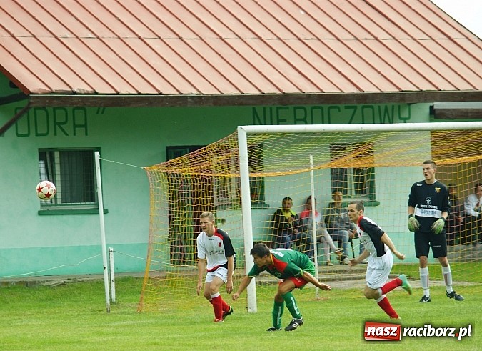 Zdjęcie w galerii na portalu naszraciborz.pl: Odra Nieboczowy niestraszna Bieńkowicom wiadomości z regionu