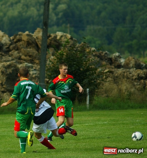 Zdjęcie w galerii na portalu naszraciborz.pl: Odra Nieboczowy niestraszna Bieńkowicom wiadomości z regionu