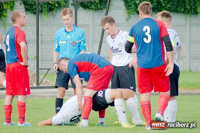Zdjęcie w galerii na portalu naszraciborz.pl: Nerwowo w starciu beniaminków. Rezerwy Tworkowa lepsze od Wojnowic wiadomości z regionu