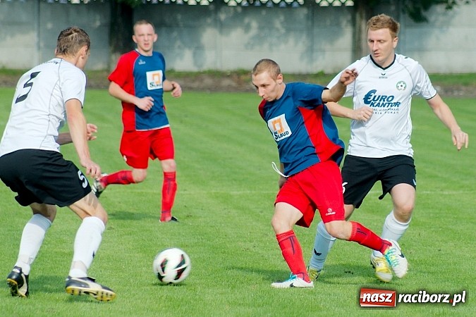 Zdjęcie w galerii na portalu naszraciborz.pl: Nerwowo w starciu beniaminków. Rezerwy Tworkowa lepsze od Wojnowic wiadomości z regionu