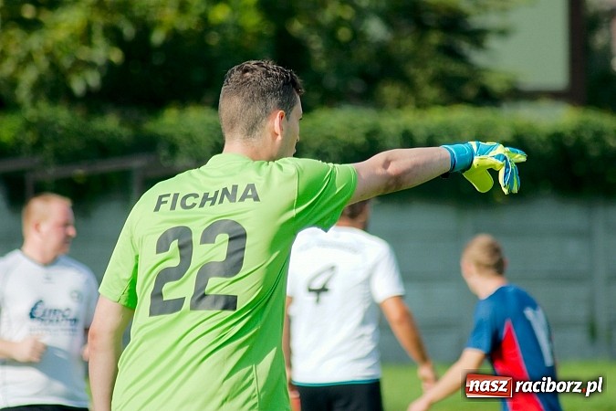 Zdjęcie w galerii na portalu naszraciborz.pl: Nerwowo w starciu beniaminków. Rezerwy Tworkowa lepsze od Wojnowic wiadomości z regionu