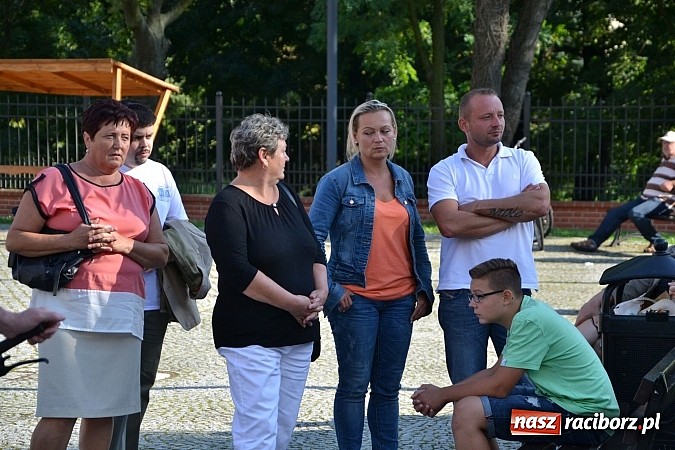 Zdjęcie w galerii na portalu naszraciborz.pl: Wychowanki MDK-u wystąpiły na zamku wiadomości z regionu