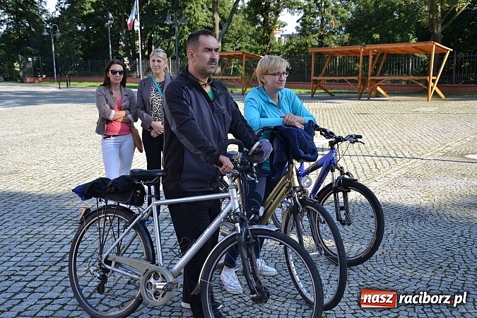 Zdjęcie w galerii na portalu naszraciborz.pl: Wychowanki MDK-u wystąpiły na zamku wiadomości z regionu