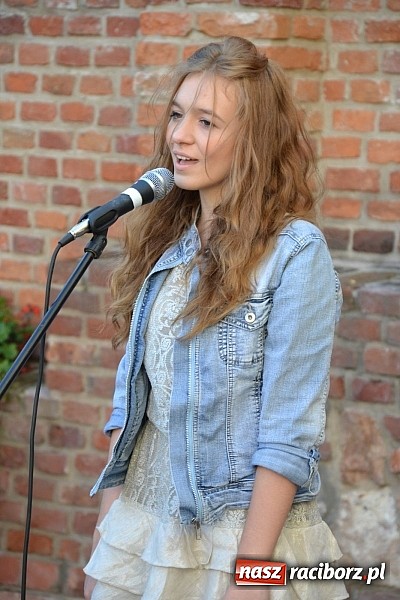 Zdjęcie w galerii na portalu naszraciborz.pl: Wychowanki MDK-u wystąpiły na zamku wiadomości z regionu