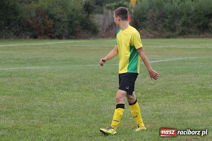 Zdjęcie w galerii na portalu naszraciborz.pl: Niespodzianka w Adamowicach. Brzezie pokonane wiadomości z regionu