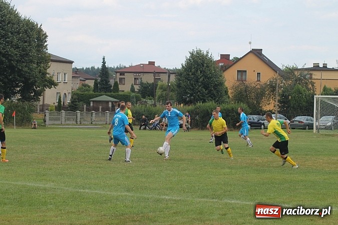 Zdjęcie w galerii na portalu naszraciborz.pl: Niespodzianka w Adamowicach. Brzezie pokonane wiadomości z regionu