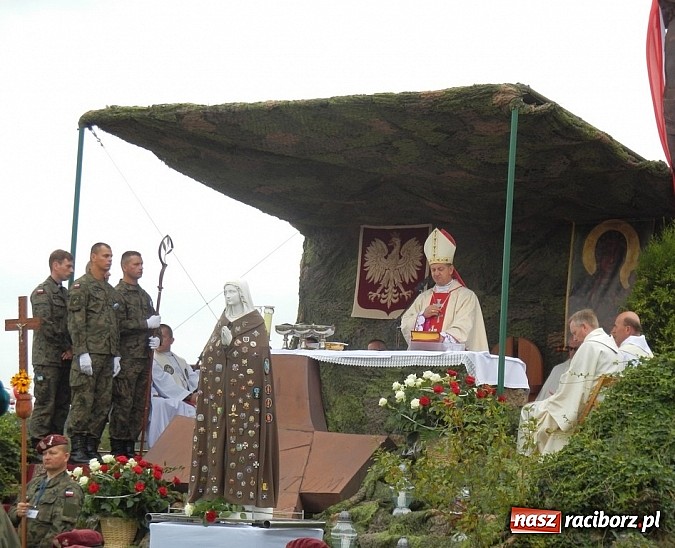 Zdjęcie w galerii na portalu naszraciborz.pl: Pogranicznicy pielgrzymowali na Jasną Górę wiadomości z regionu