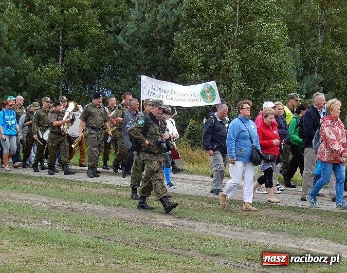 Zdjęcie w galerii na portalu naszraciborz.pl: Pogranicznicy pielgrzymowali na Jasną Górę wiadomości z regionu