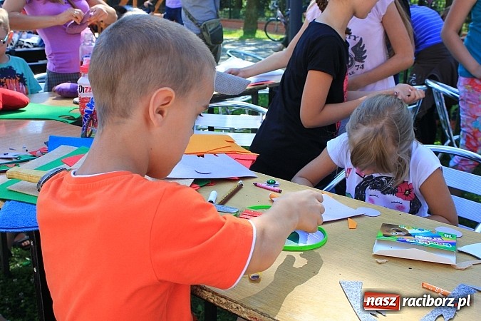Zdjęcie w galerii na portalu naszraciborz.pl: Warsztaty zabawkarskie, czyli kolejna odsłona akcji Zamkowy Zuch 2014 wiadomości z regionu