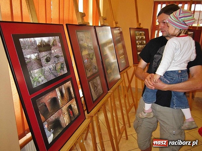 Zdjęcie w galerii na portalu naszraciborz.pl: Zakazane Rewiry, czyli wystawa Grzegorza Piniora wiadomości z regionu