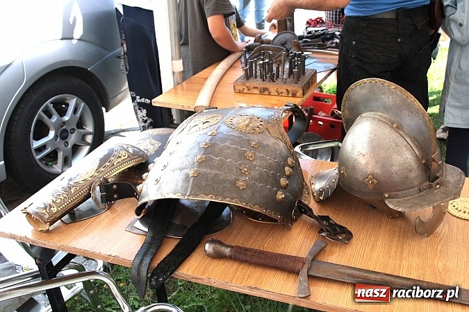 Zdjęcie w galerii na portalu naszraciborz.pl: Jak powstaje zbroja, czyli warsztaty płatnerskie na Zamku Piastowskim wiadomości z regionu