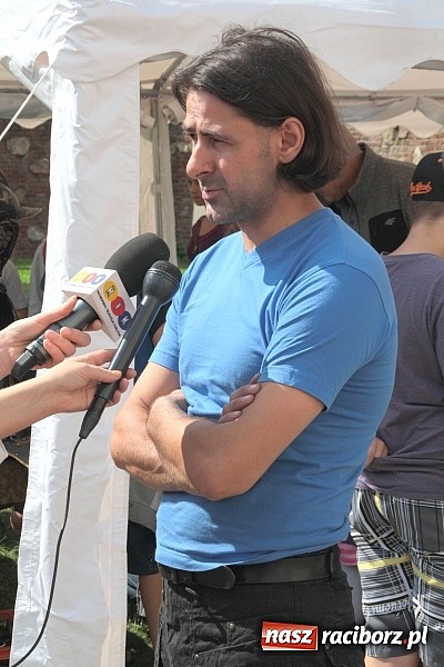 Zdjęcie w galerii na portalu naszraciborz.pl: Jak powstaje zbroja, czyli warsztaty płatnerskie na Zamku Piastowskim wiadomości z regionu