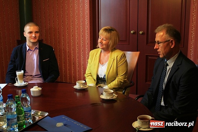 Zdjęcie w galerii na portalu naszraciborz.pl: Srebrny Tokarski gościem Mirosława Lenka wiadomości z regionu