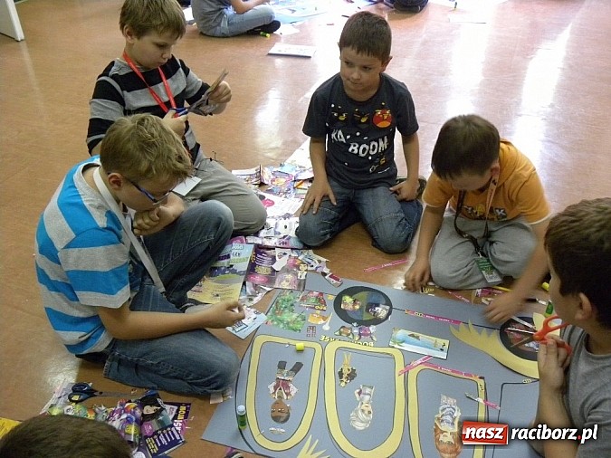 Zdjęcie w galerii na portalu naszraciborz.pl: Uciekając przed zombie w rytmie reggae! wiadomości z regionu