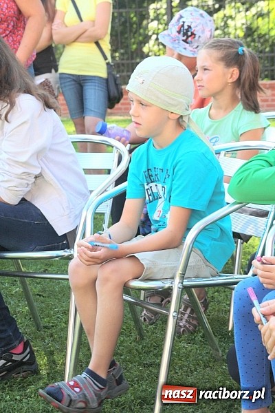 Zdjęcie w galerii na portalu naszraciborz.pl: Zamkowe Zuchy na spotkaniu z alchemią wiadomości z regionu