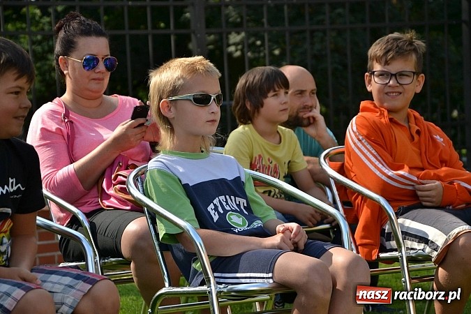 Zdjęcie w galerii na portalu naszraciborz.pl: Zamkowe Zuchy na spotkaniu z alchemią wiadomości z regionu