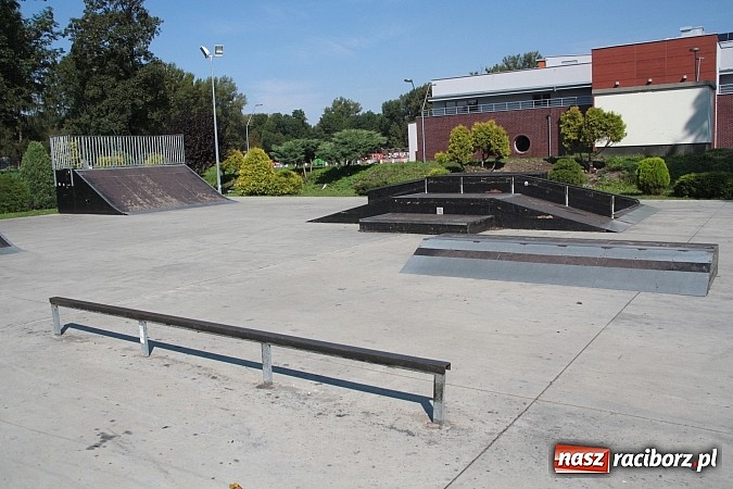 Zdjęcie w galerii na portalu naszraciborz.pl: Stan skate parku pozostawia wiele do życzenia wiadomości z regionu