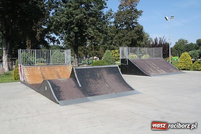 Zdjęcie w galerii na portalu naszraciborz.pl: Stan skate parku pozostawia wiele do życzenia wiadomości z regionu