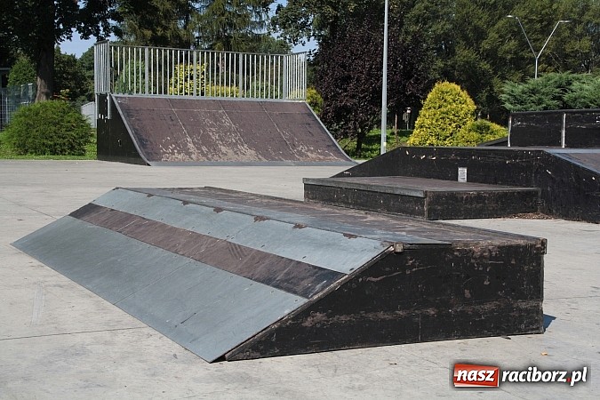 Zdjęcie w galerii na portalu naszraciborz.pl: Stan skate parku pozostawia wiele do życzenia wiadomości z regionu