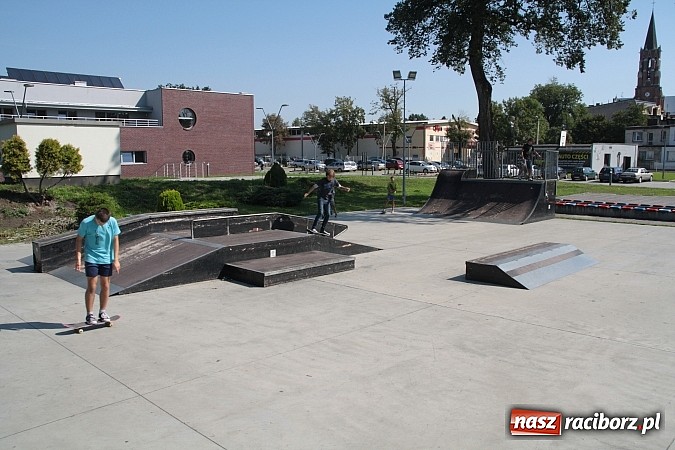 Zdjęcie w galerii na portalu naszraciborz.pl: Stan skate parku pozostawia wiele do życzenia wiadomości z regionu