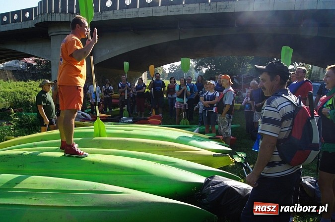 Zdjęcie w galerii na portalu naszraciborz.pl: Popłynęli kajakami z Gminą Rudnik  wiadomości z regionu