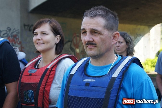 Zdjęcie w galerii na portalu naszraciborz.pl: Popłynęli kajakami z Gminą Rudnik  wiadomości z regionu