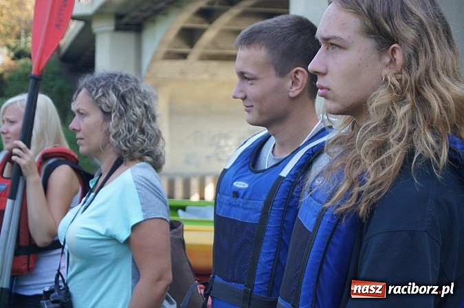 Zdjęcie w galerii na portalu naszraciborz.pl: Popłynęli kajakami z Gminą Rudnik  wiadomości z regionu