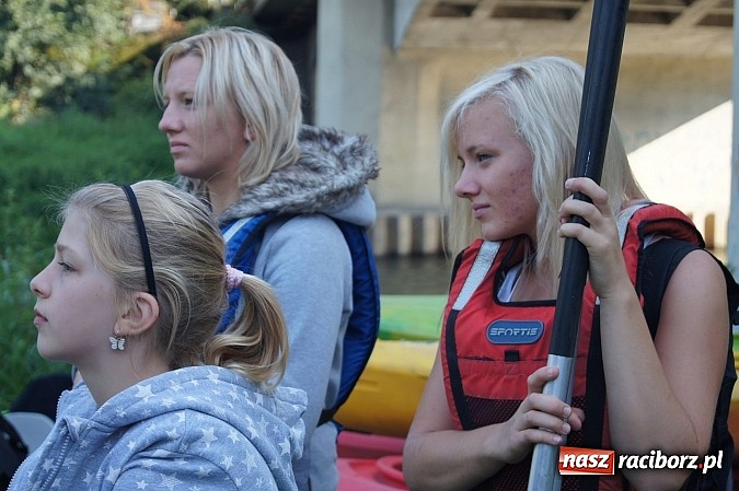 Zdjęcie w galerii na portalu naszraciborz.pl: Popłynęli kajakami z Gminą Rudnik  wiadomości z regionu