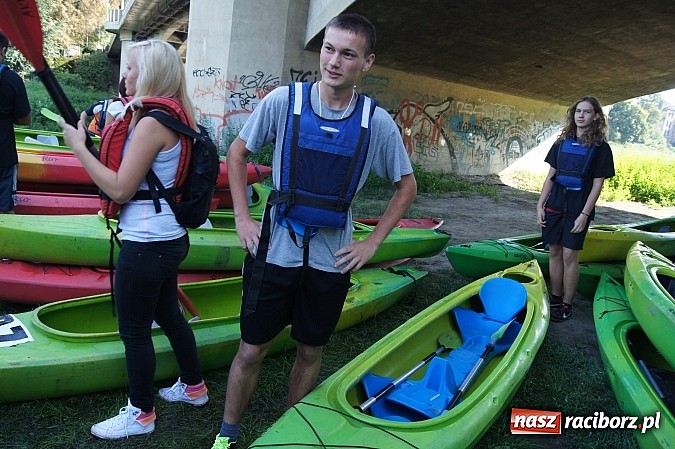 Zdjęcie w galerii na portalu naszraciborz.pl: Popłynęli kajakami z Gminą Rudnik  wiadomości z regionu