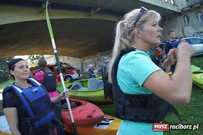 Zdjęcie w galerii na portalu naszraciborz.pl: Popłynęli kajakami z Gminą Rudnik  wiadomości z regionu