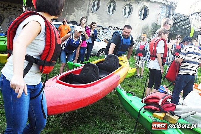 Zdjęcie w galerii na portalu naszraciborz.pl: Popłynęli kajakami z Gminą Rudnik  wiadomości z regionu