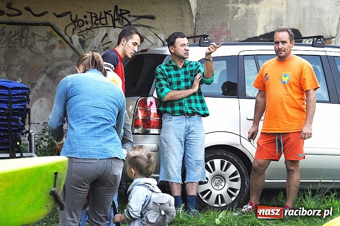 Zdjęcie w galerii na portalu naszraciborz.pl: Popłynęli kajakami z Gminą Rudnik  wiadomości z regionu