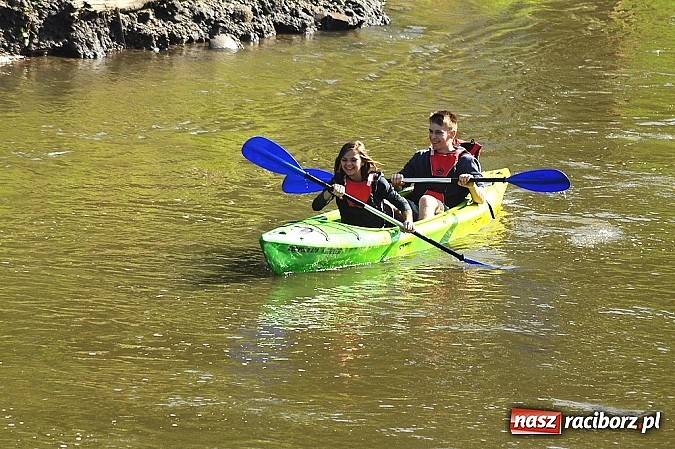 Zdjęcie w galerii na portalu naszraciborz.pl: Popłynęli kajakami z Gminą Rudnik  wiadomości z regionu