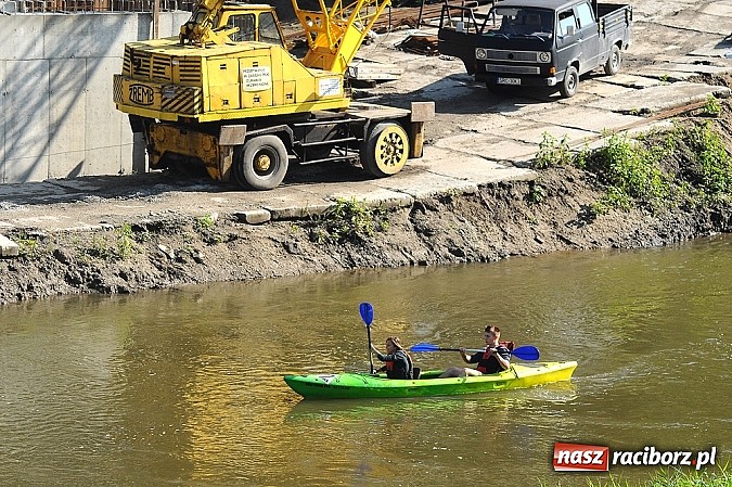 Zdjęcie w galerii na portalu naszraciborz.pl: Popłynęli kajakami z Gminą Rudnik  wiadomości z regionu