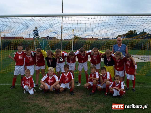 Zdjęcie w galerii na portalu naszraciborz.pl: Krzyżanowice: Trampkarze podsumowali sezon wiadomości z regionu