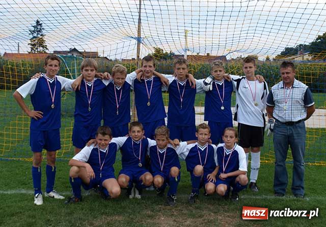 Zdjęcie w galerii na portalu naszraciborz.pl: Krzyżanowice: Trampkarze podsumowali sezon wiadomości z regionu