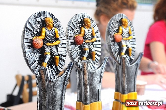 Zdjęcie w galerii na portalu naszraciborz.pl: Koszykarze walczyli o puchar dyrektora TVP Katowice wiadomości z regionu