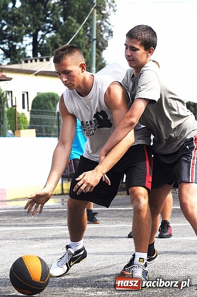 Zdjęcie w galerii na portalu naszraciborz.pl: Koszykarze walczyli o puchar dyrektora TVP Katowice wiadomości z regionu