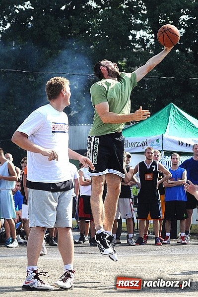 Zdjęcie w galerii na portalu naszraciborz.pl: Koszykarze walczyli o puchar dyrektora TVP Katowice wiadomości z regionu