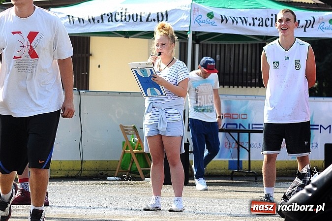 Zdjęcie w galerii na portalu naszraciborz.pl: Koszykarze walczyli o puchar dyrektora TVP Katowice wiadomości z regionu