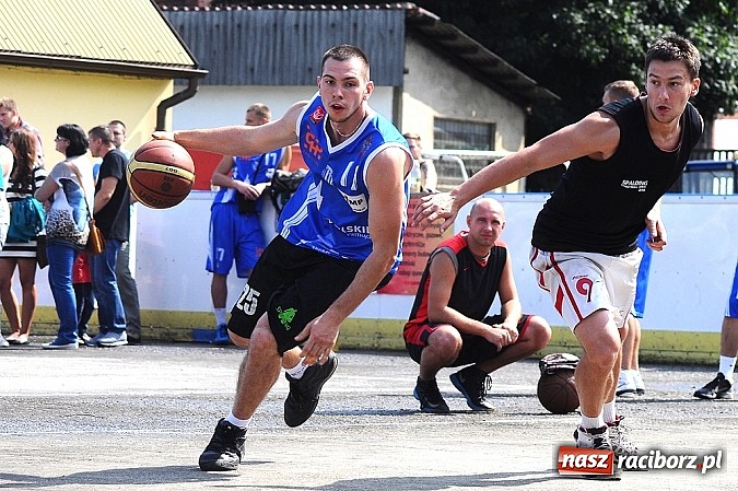 Zdjęcie w galerii na portalu naszraciborz.pl: Koszykarze walczyli o puchar dyrektora TVP Katowice wiadomości z regionu