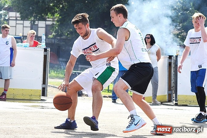 Zdjęcie w galerii na portalu naszraciborz.pl: Koszykarze walczyli o puchar dyrektora TVP Katowice wiadomości z regionu