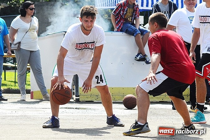 Zdjęcie w galerii na portalu naszraciborz.pl: Koszykarze walczyli o puchar dyrektora TVP Katowice wiadomości z regionu