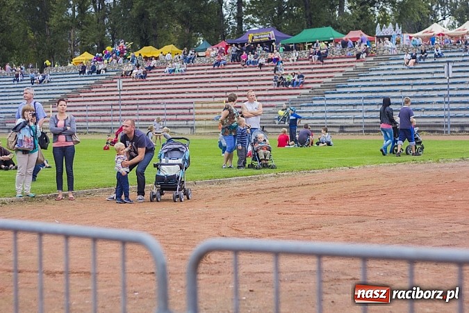 Zdjęcie w galerii na portalu naszraciborz.pl: Bandaband, Agnieszka Porwoł i inne atrakcje, czyli fotorelacja z 1. dnia Memoriału 2014 wiadomości z regionu