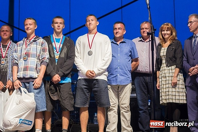 Zdjęcie w galerii na portalu naszraciborz.pl: Bandaband, Agnieszka Porwoł i inne atrakcje, czyli fotorelacja z 1. dnia Memoriału 2014 wiadomości z regionu